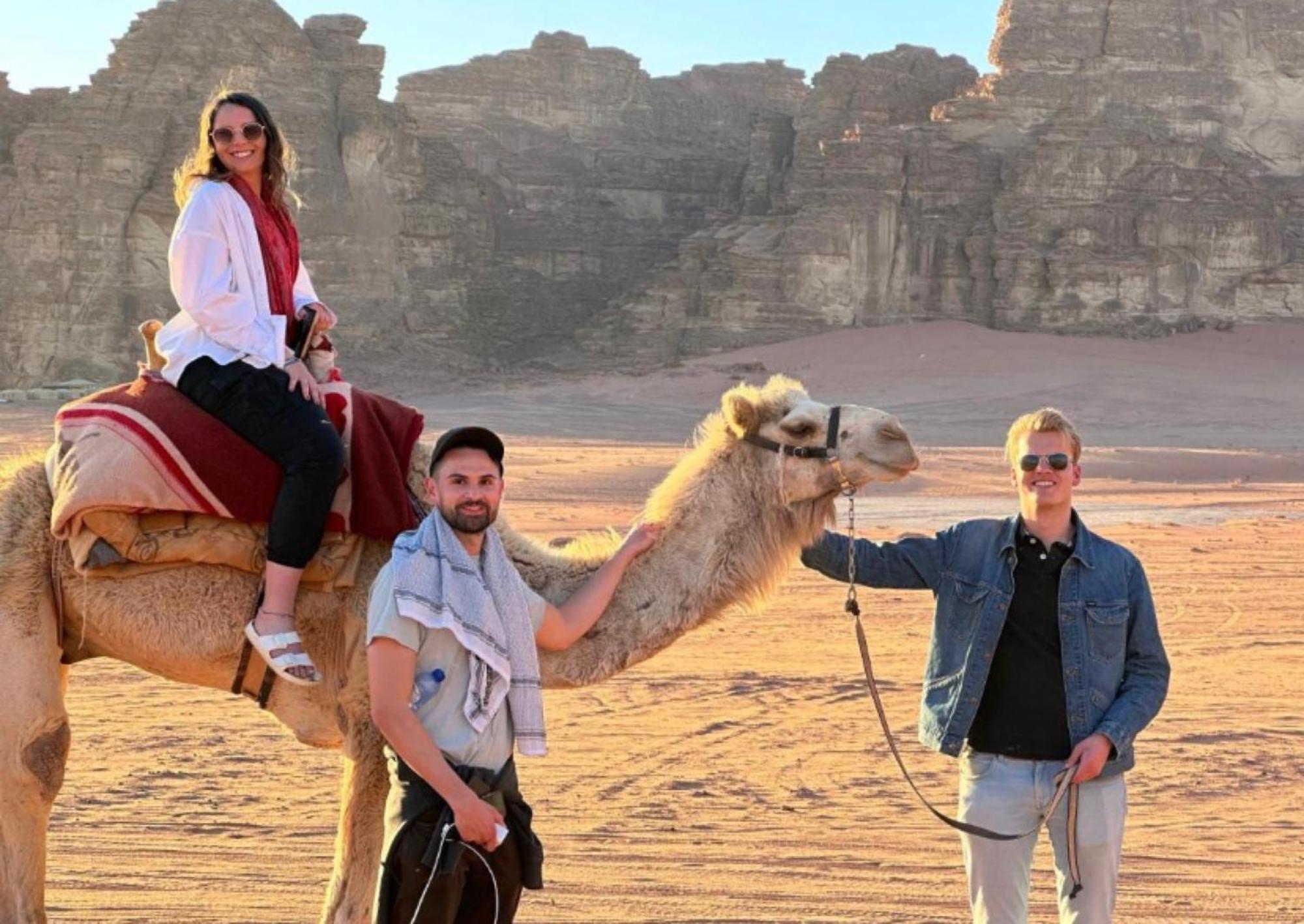 Julia Rum Luxury Camp Wadi Rum Ngoại thất bức ảnh