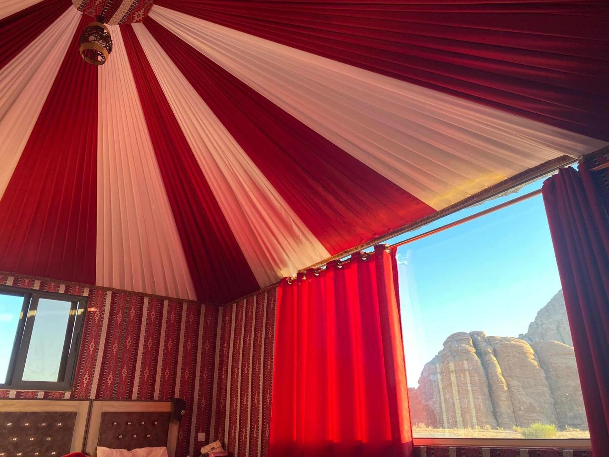 Julia Rum Luxury Camp Wadi Rum Ngoại thất bức ảnh