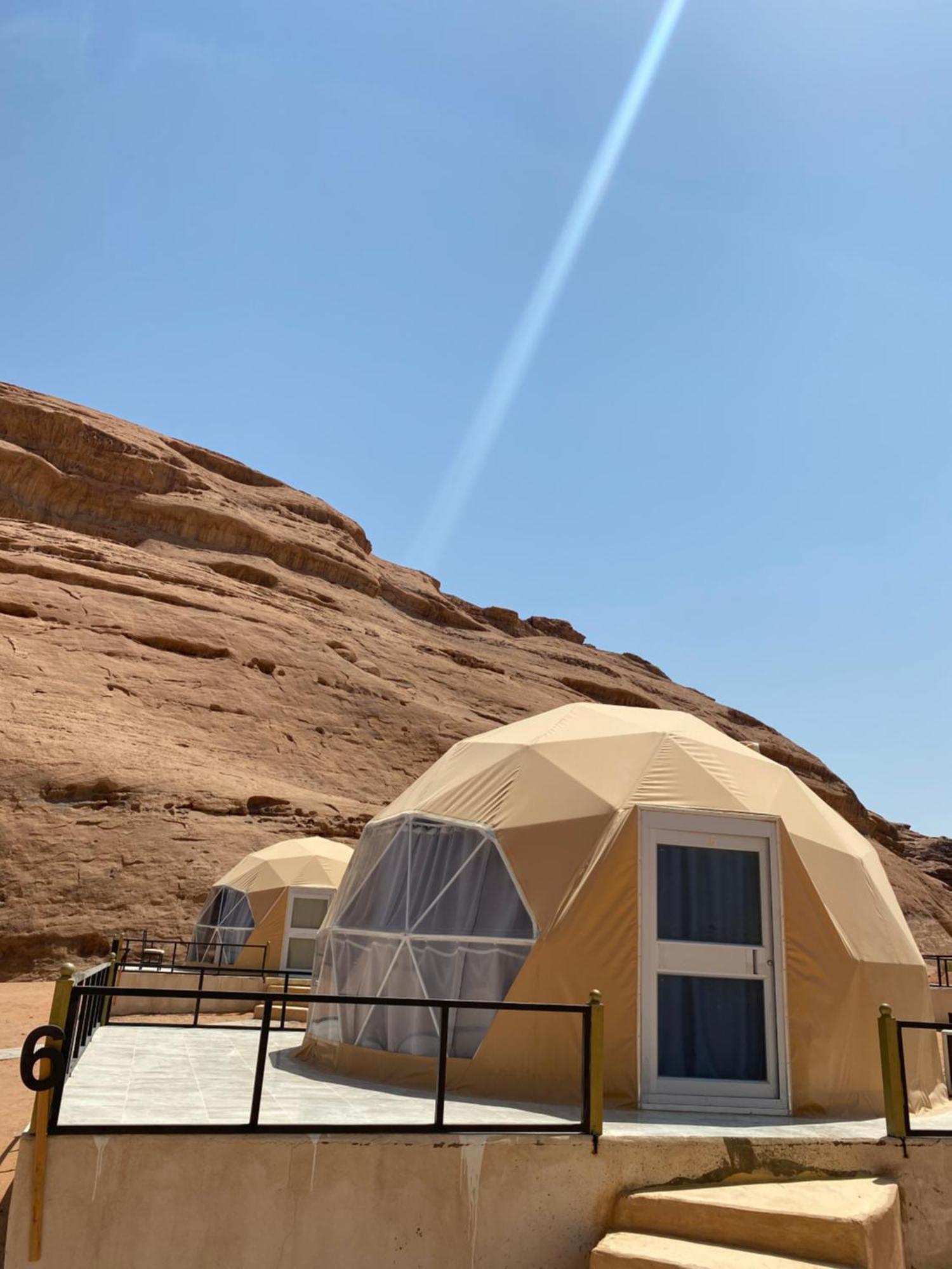 Julia Rum Luxury Camp Wadi Rum Ngoại thất bức ảnh